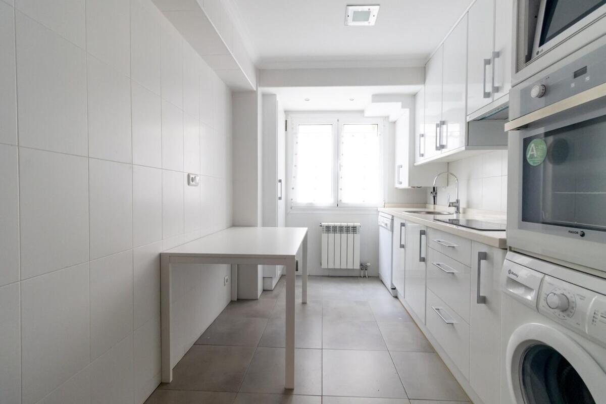 Apartamento Centro Gijon Con Parking Apartment Ngoại thất bức ảnh